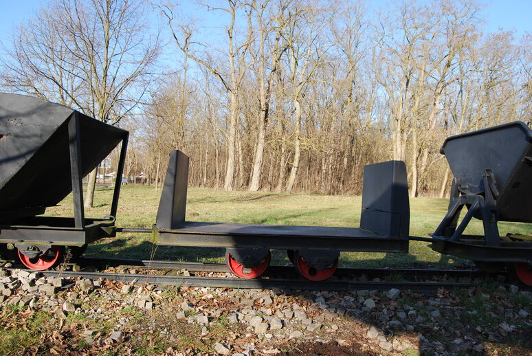 Originalwagen der alten Gleisanlage